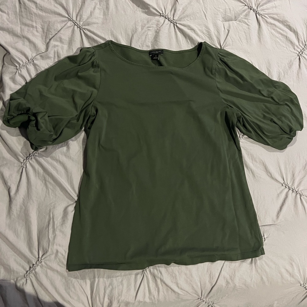 Ann Taylor puffer arm short sleeve blouse
